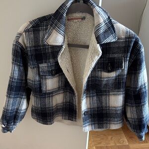 Girls size 7/8 Vintage Havana Blue and White Sherpa Jacket